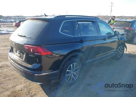 2020 Volkswagen Tiguan 2.0T Se/2.0T Se R-Line Black/2.0T Sel из США, поврежденный, VIN 3VV2B7AX3LM019684